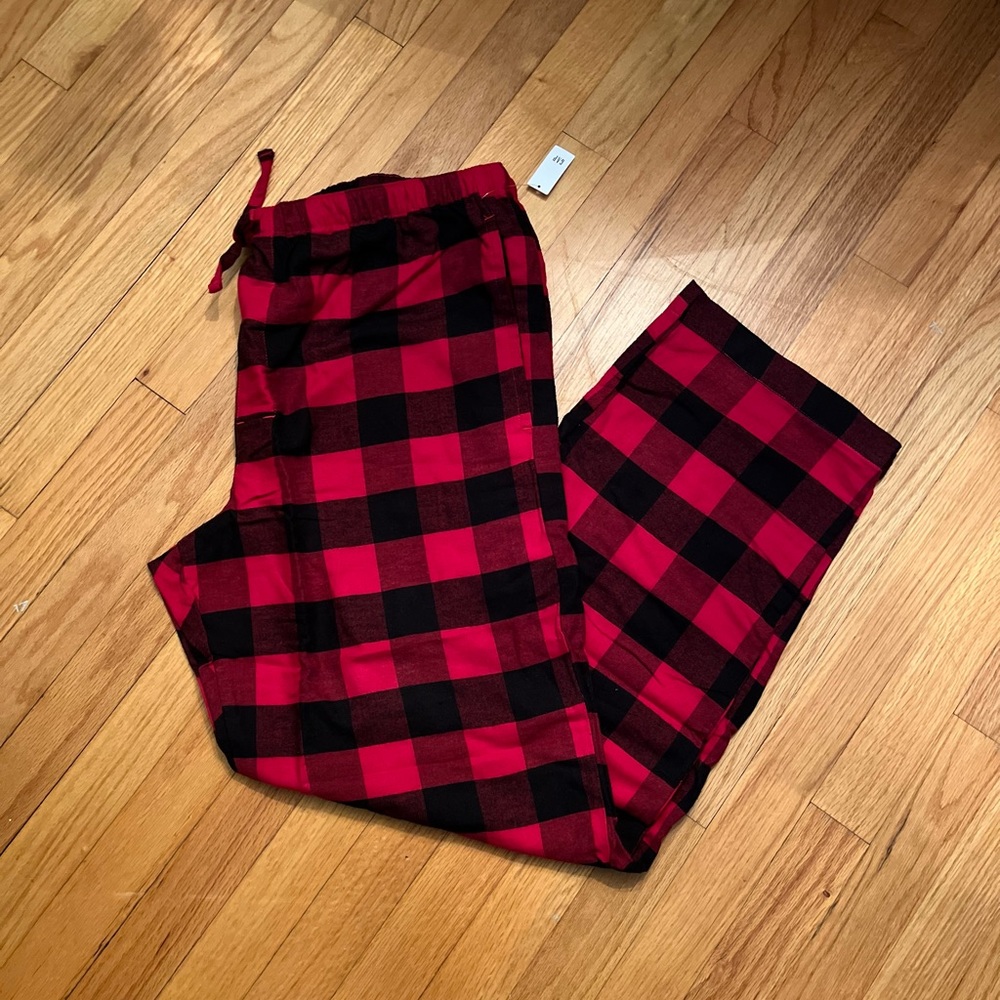 NWT Gap Mens Flannel Pajama Bottoms Pants Red & Black Plaid XL